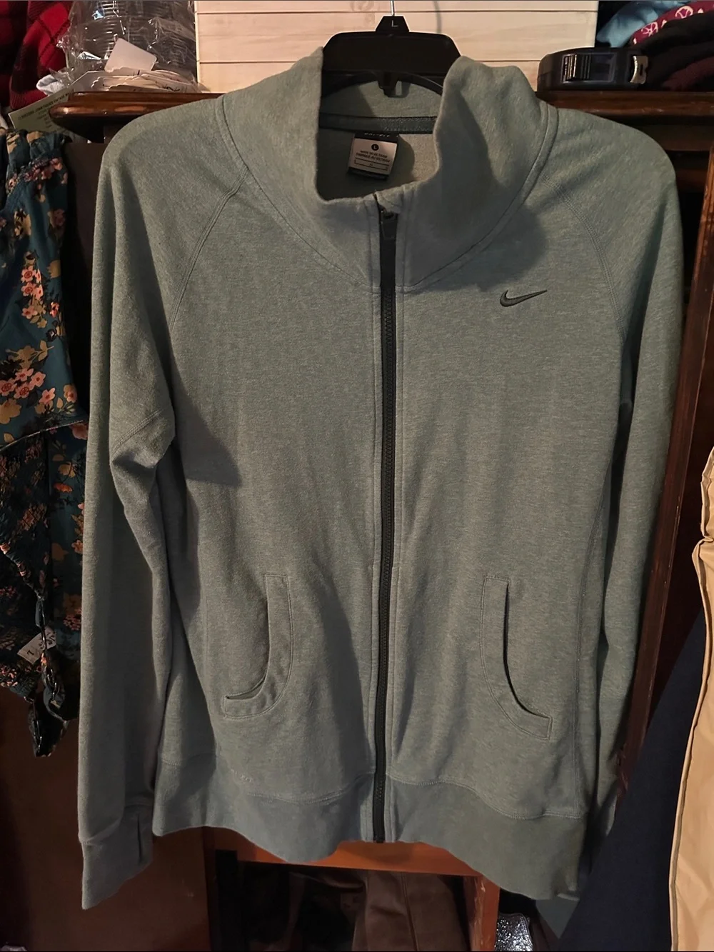 Nike Men’s Full-Zip Jacket in Sage